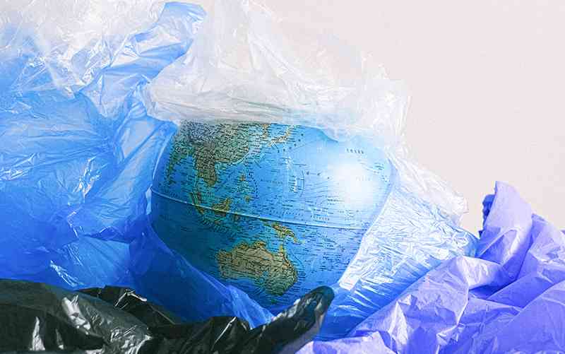 lixo plástico no planeta