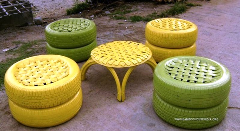 móveis feitos de pneus velhos
