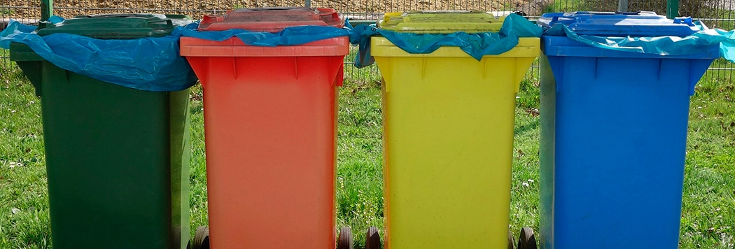 Quais são as cores das lixeiras